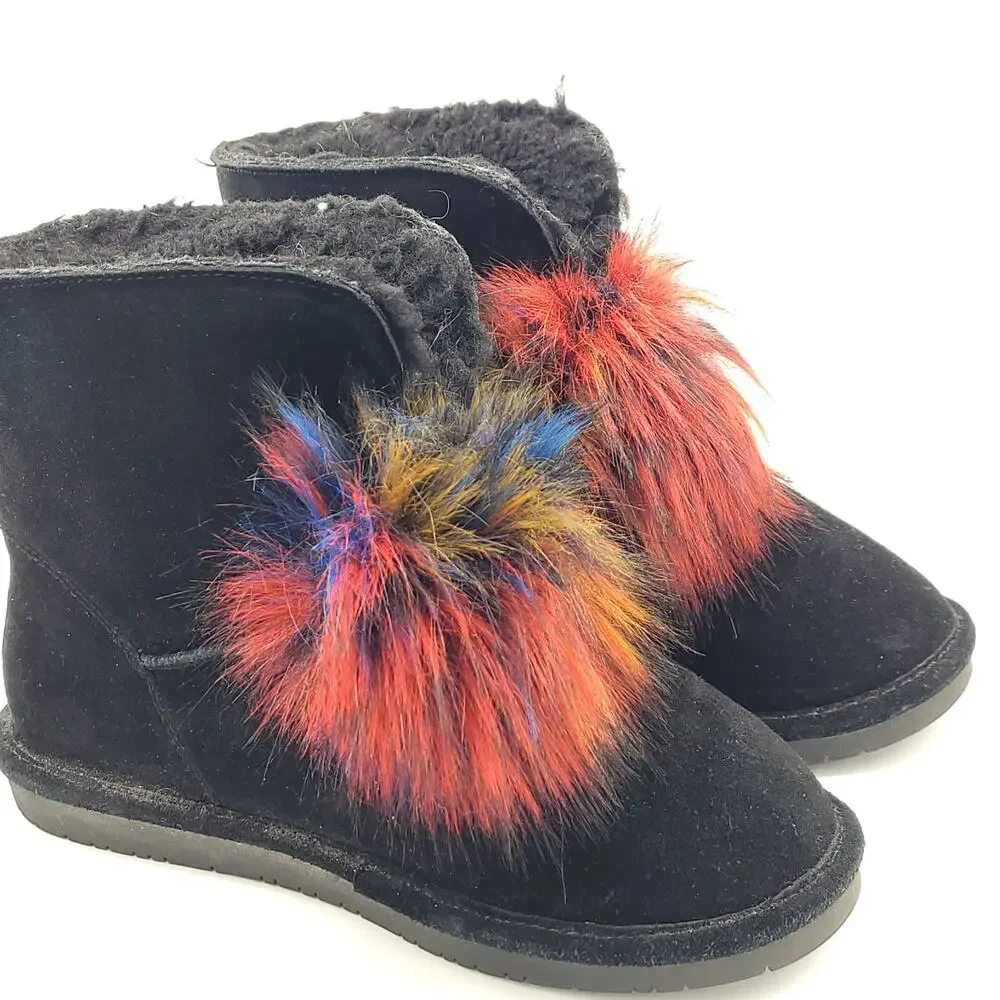 BEARPAW boots Libby Suede Sheepskin wool Black Multicolor Pom Size 9